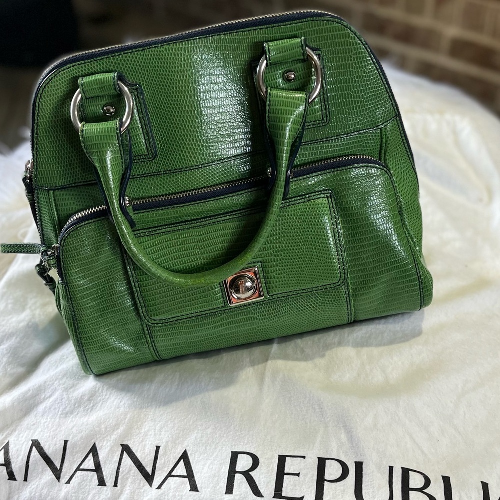 Banana Republic Green Leather Lizard Embossed Funky Handbag GUC